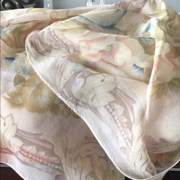 Vintage chiffon scarf - Picture 4 of 4